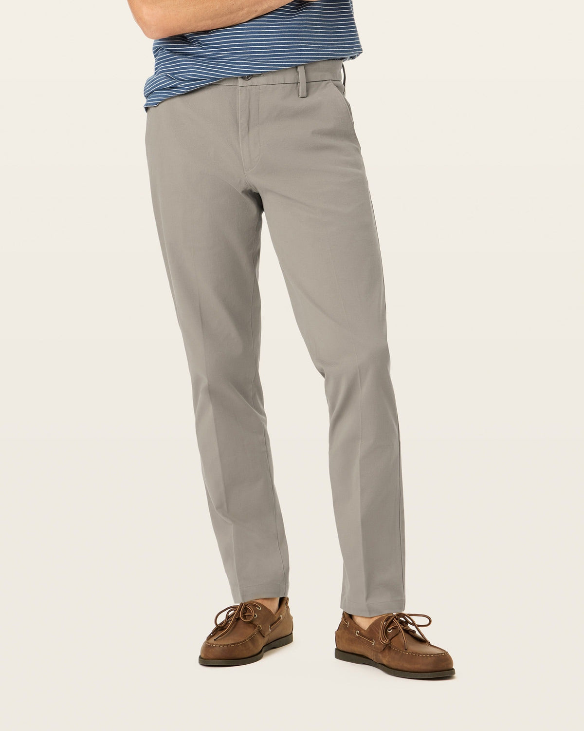 Stretch Twill Khaki Pants with Wrinkle-Resistant Treatment for Professional Wear