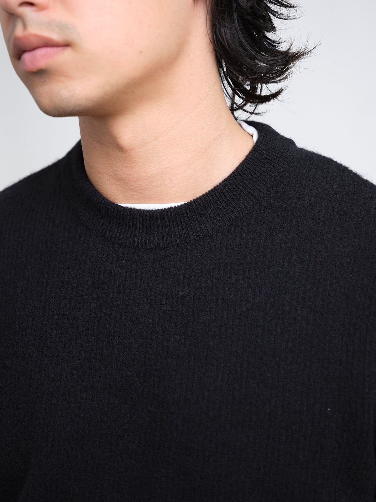 Extrafine Wool Pullover Sweater with Ribbed Collar and Elastic Waist, Black