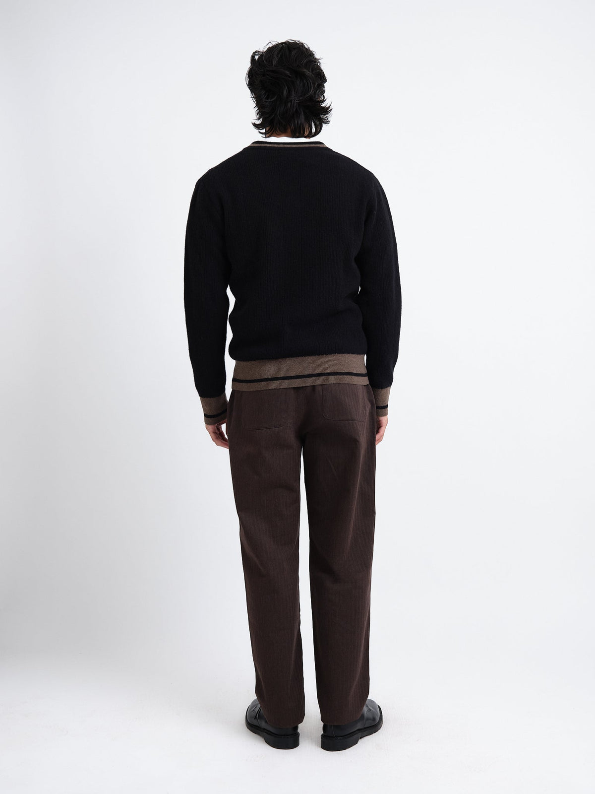 V-Neck Wool Jumper with Contrast Trim in Black