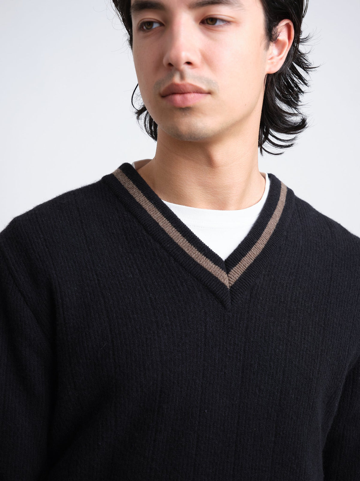 V-Neck Wool Jumper with Contrast Trim in Black