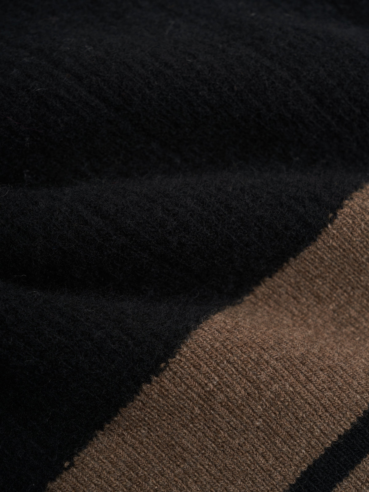 V-Neck Wool Jumper with Contrast Trim in Black