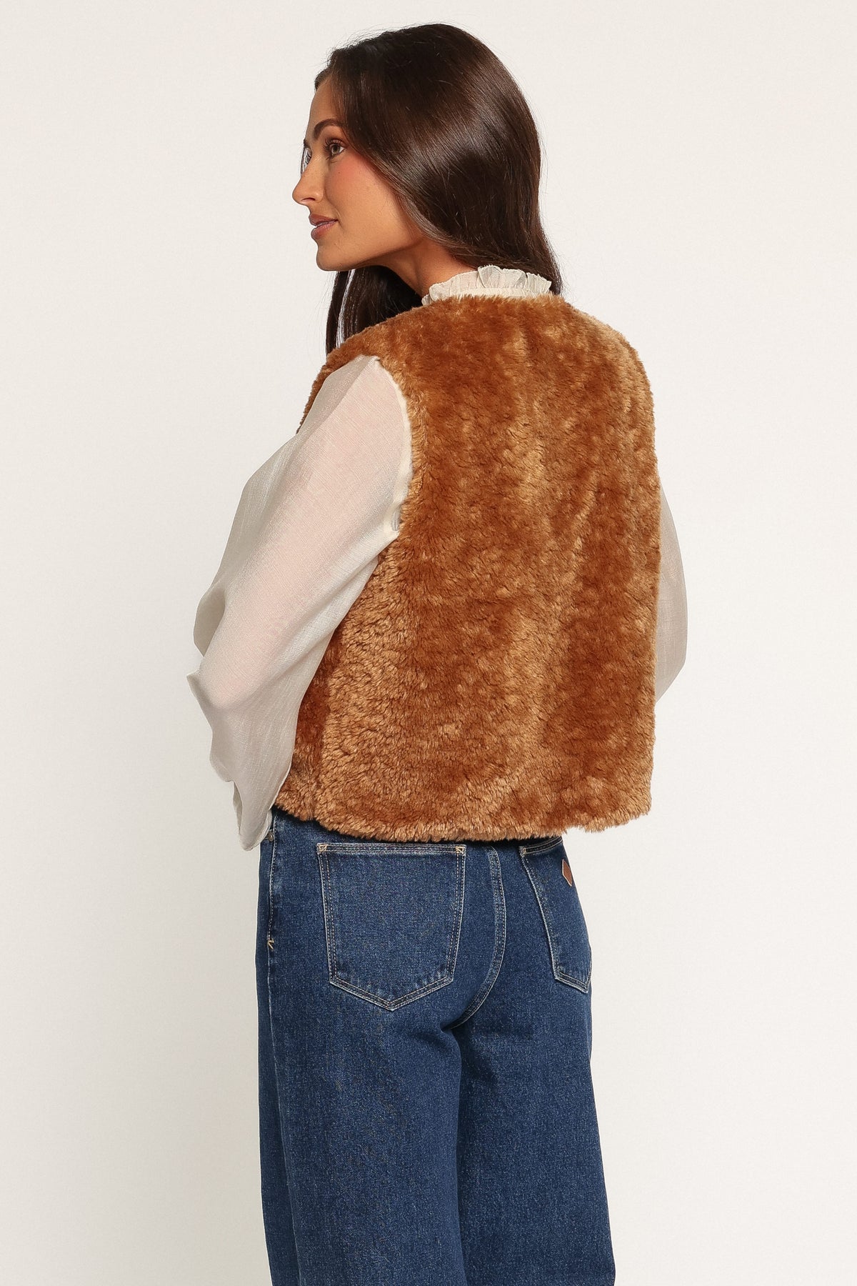 OUTERWEAR Beslie Sherpa Vest - Camel