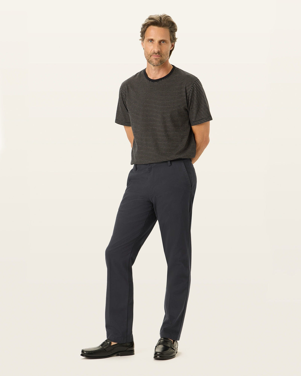 Straight Fit Pants with Stretch Fabric and Wrinkle-Resistant Treatment
