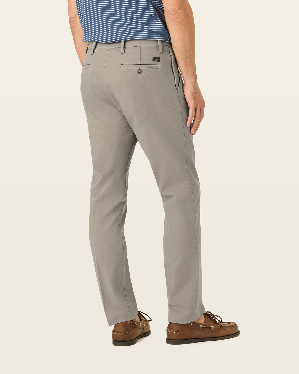 Stretch Twill Khaki Pants with Wrinkle-Resistant Treatment for Professional Wear