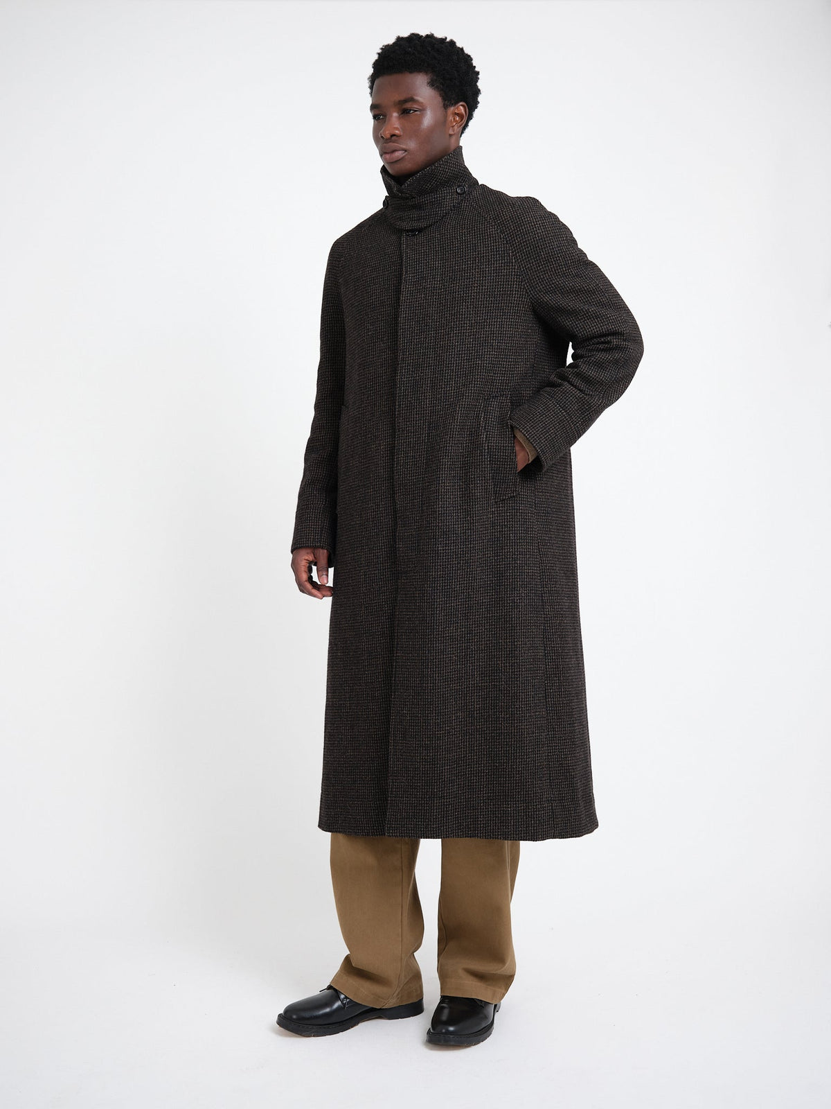 Wool-Cotton Blend Overcoat with Raglan Sleeve and Houndstooth Pattern