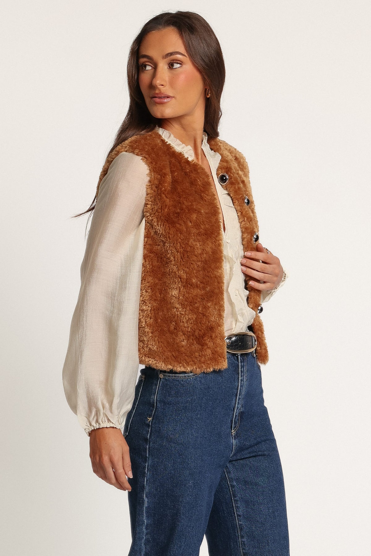 OUTERWEAR Beslie Sherpa Vest - Camel